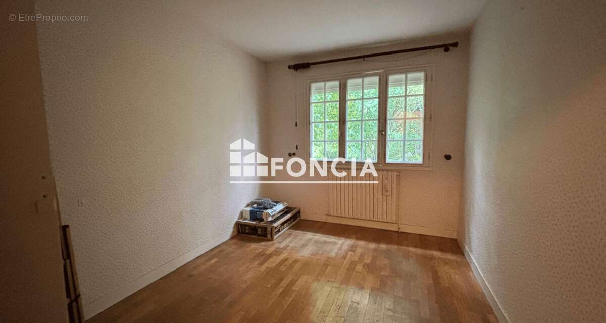 Maison à FRESNAY-SUR-SARTHE