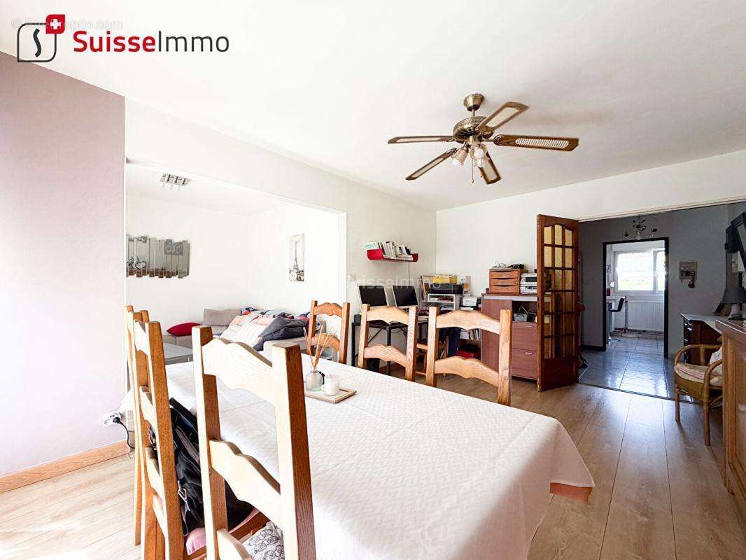 Appartement Grand Charmont 3 pièces 78.4 m2 - photo 3