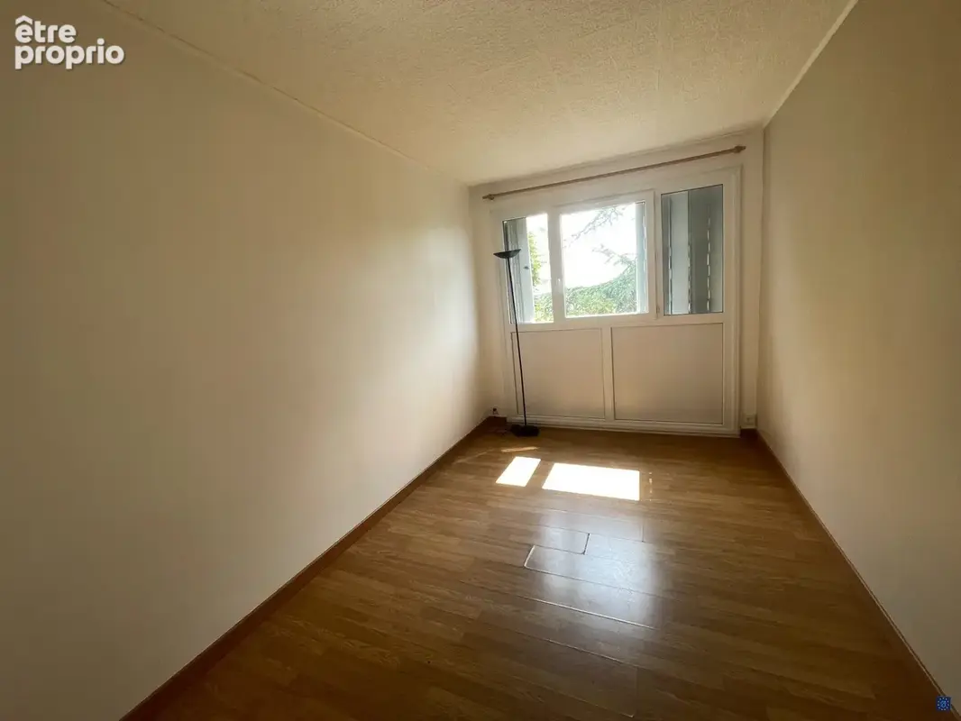 Appartement 4 pièces 80 m² à vendre à Royan (17200) - photo 8