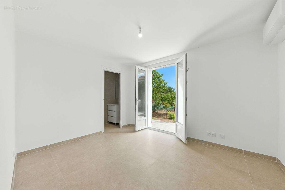 Appartement à SANARY-SUR-MER