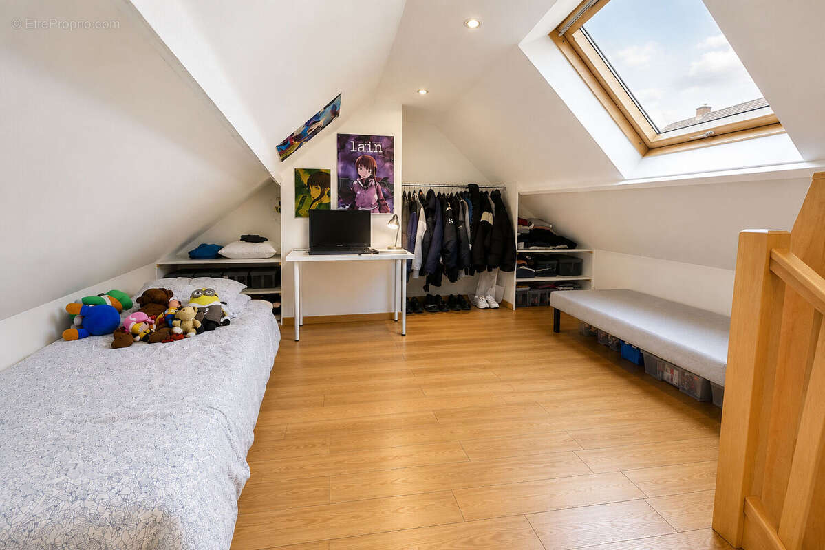 Maison à ROISSY-EN-BRIE