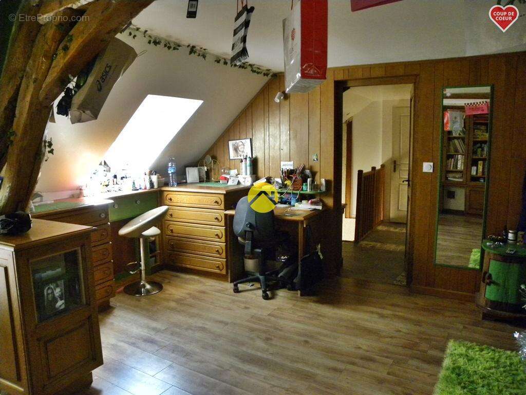 Maison à COSNE-COURS-SUR-LOIRE