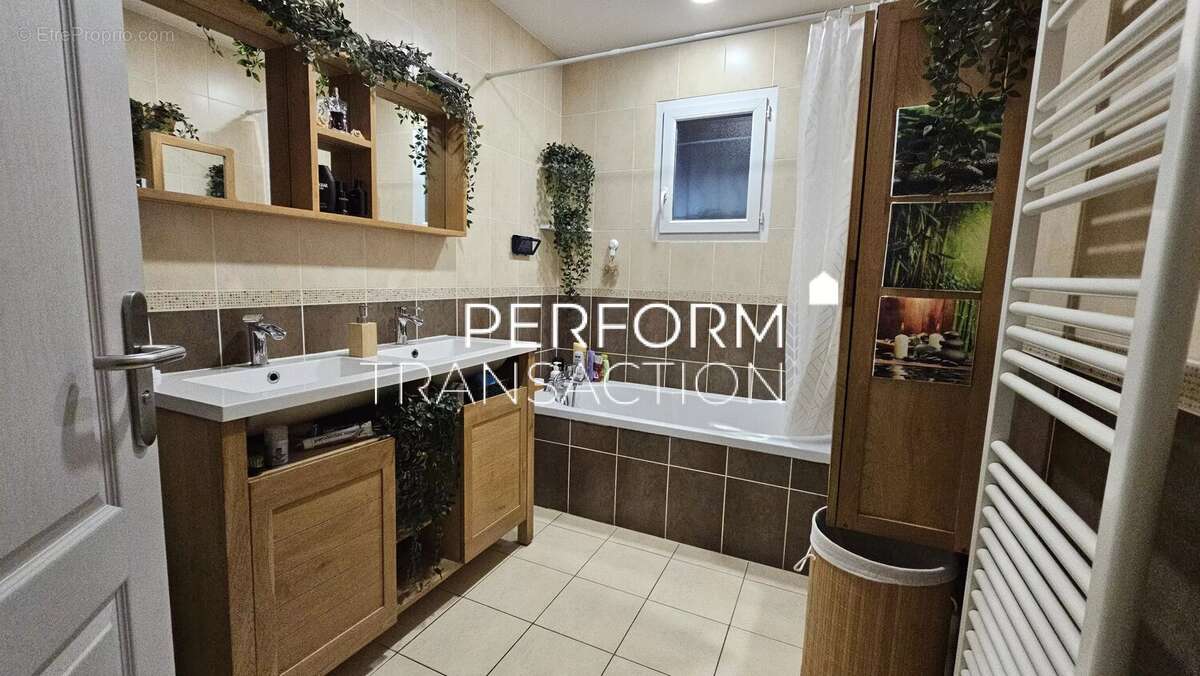 Maison à MARCILLOLES