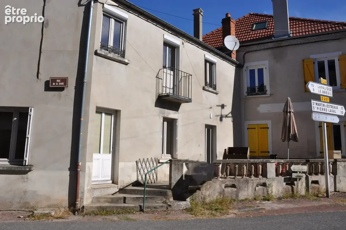 Photo Maison à Arfeuilles au prix de 91 000€