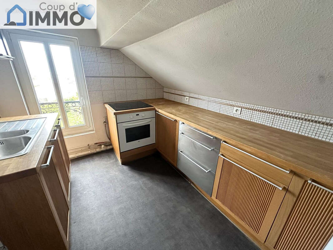 Appartement à SAINTE-SAVINE