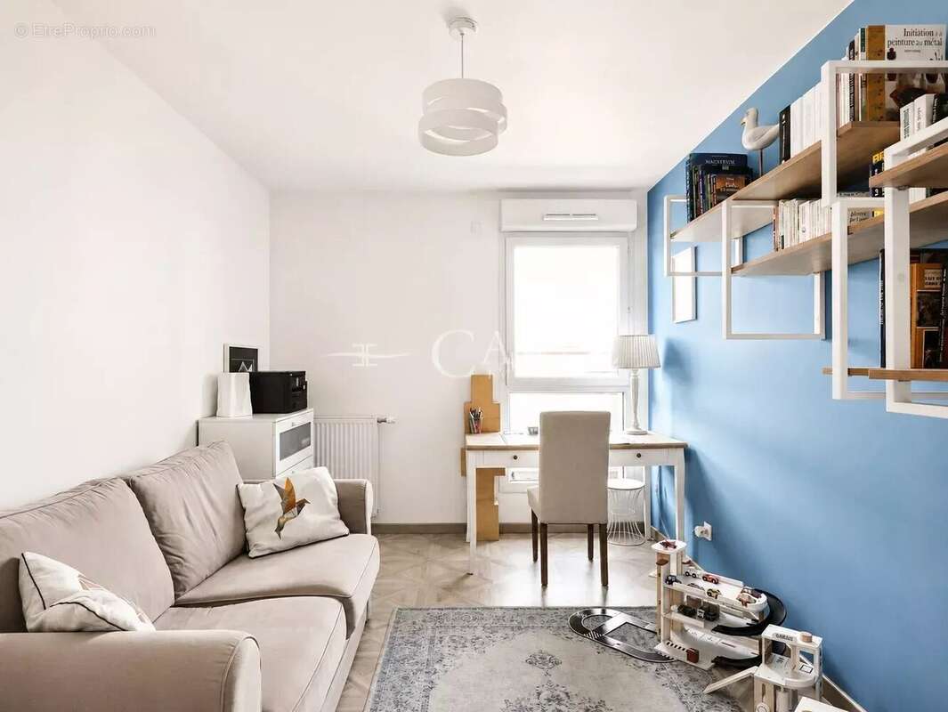 Appartement à DECINES-CHARPIEU