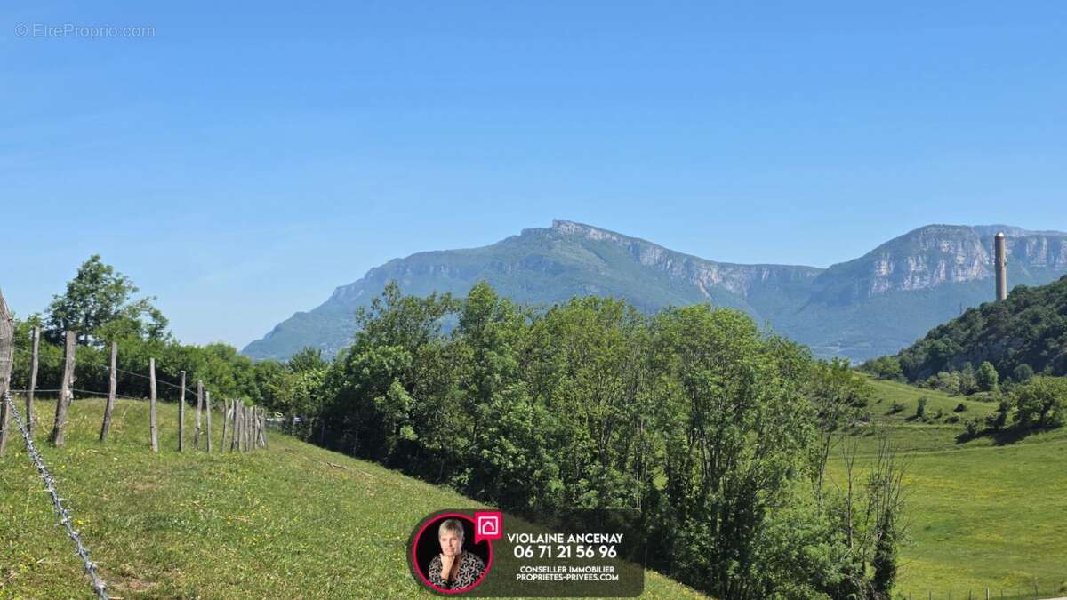 Montagnole, grange rénovée et spacieuse,  166 m2 , 4 chambres - photo 7