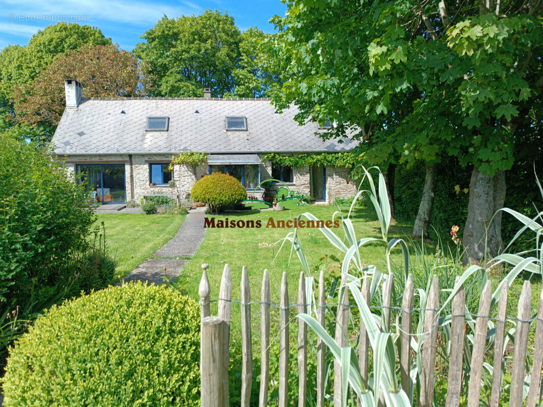 Maison à SAINT-PAUL-DU-VERNAY