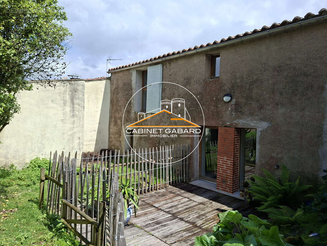 Maison à LE CELLIER
