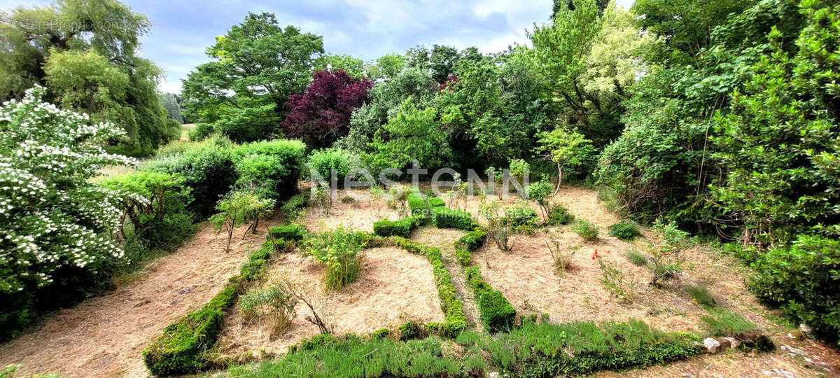 Maison à SAINT-ROMAIN-SUR-CHER