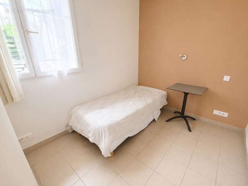 Ancien hôtel avec fort potentiel - photo 27