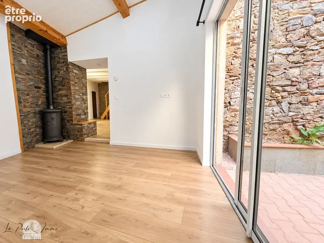 Exclusivité - Maison de village F3 entièrement rénovée avec terrasse dans un environnement naturel dépaysant! - photo 5