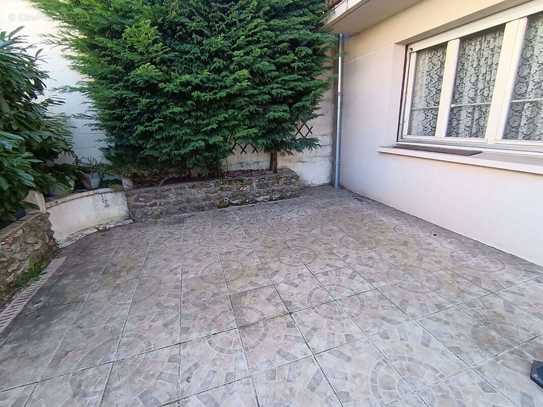 Maison à CHAVILLE