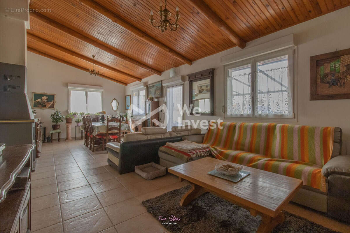 Maison 100 m² à Fontaines-Saint-Clair  - photo 2