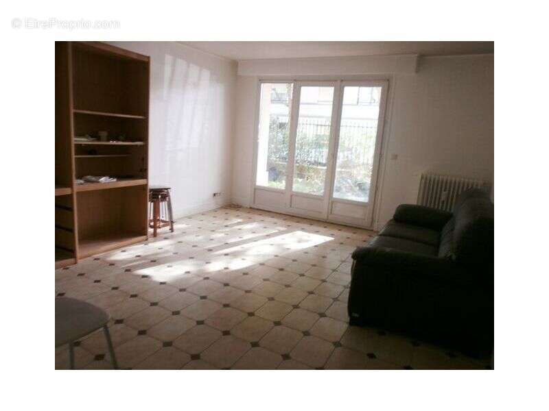 Appartement à LE PERREUX-SUR-MARNE