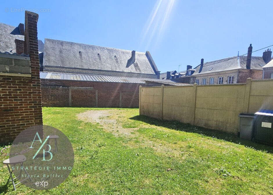 Appartement à ETREPAGNY