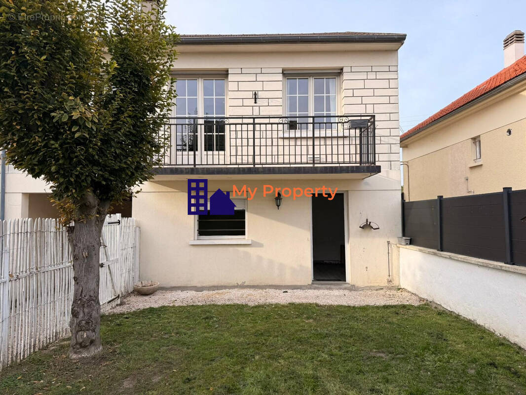 Maison à HOUILLES
