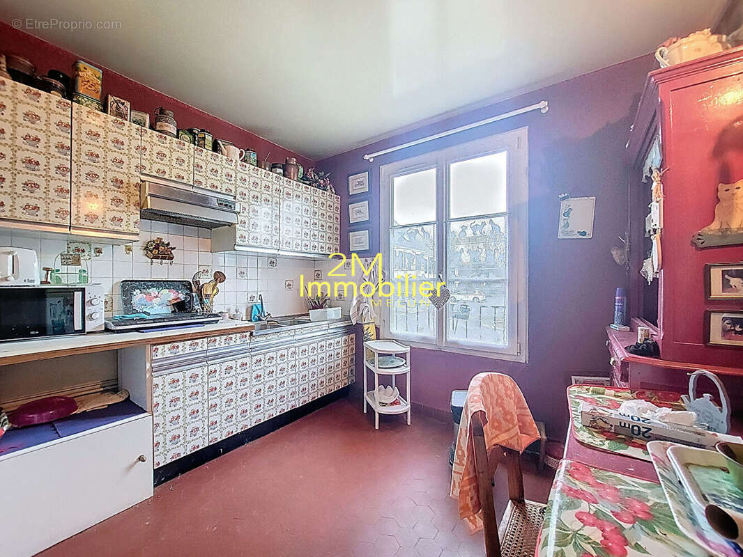 Maison à VERT-SAINT-DENIS