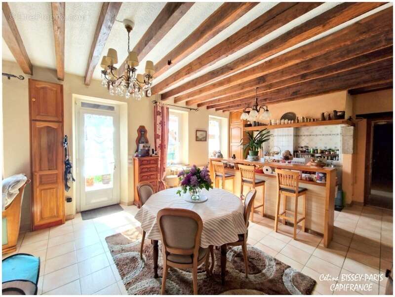 Maison à ARCES-DILO