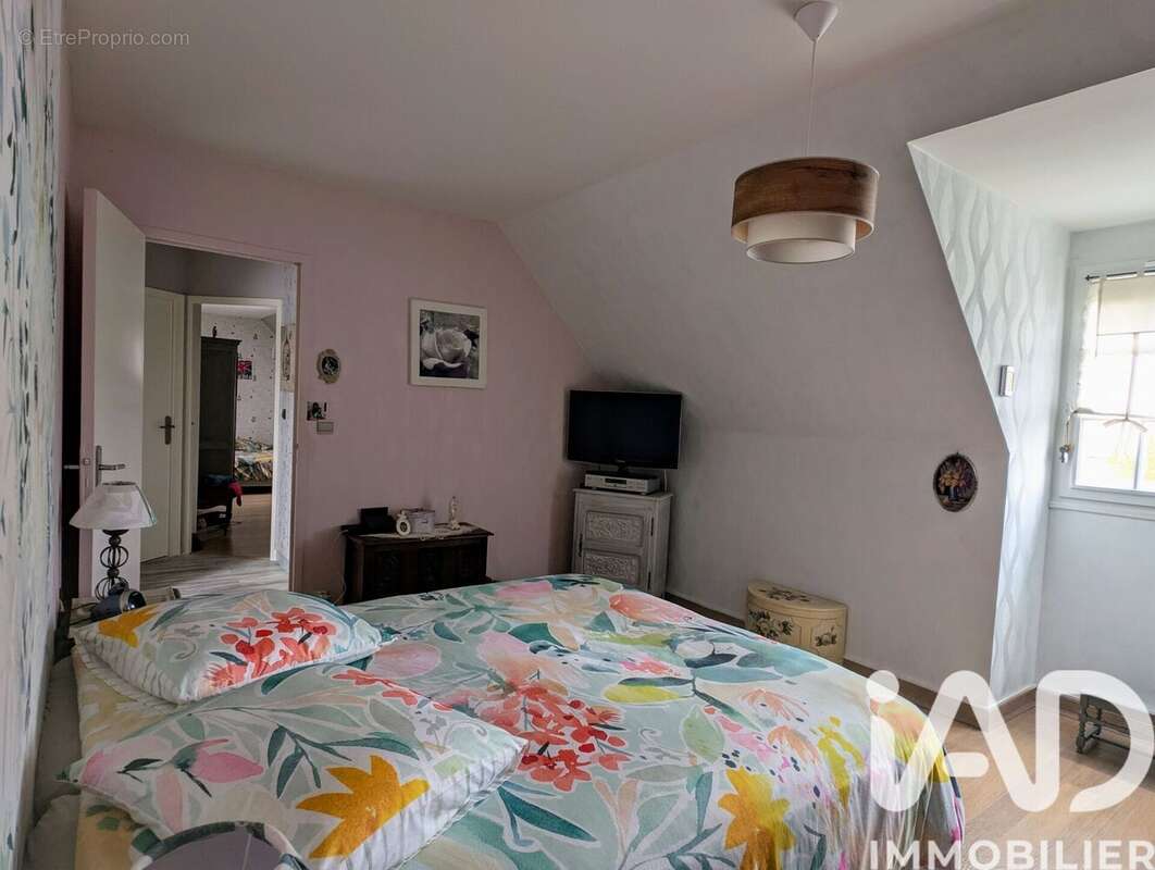 Maison 118 m² à Troarn  - photo 9