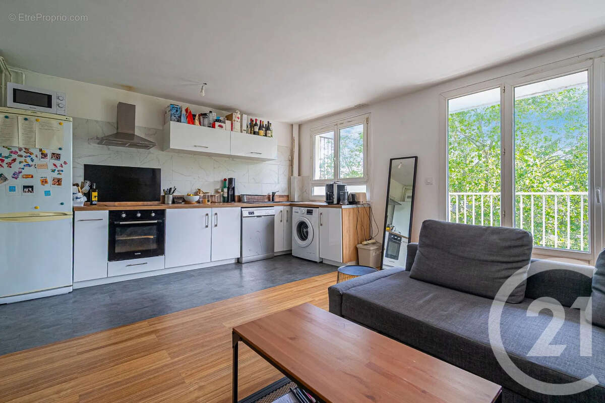 Appartement à CLICHY