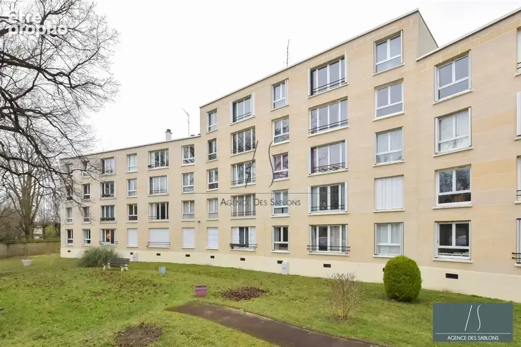 Appartement à LE VESINET