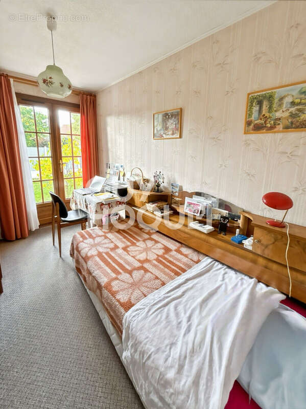 Maison à FONTENAY-TRESIGNY