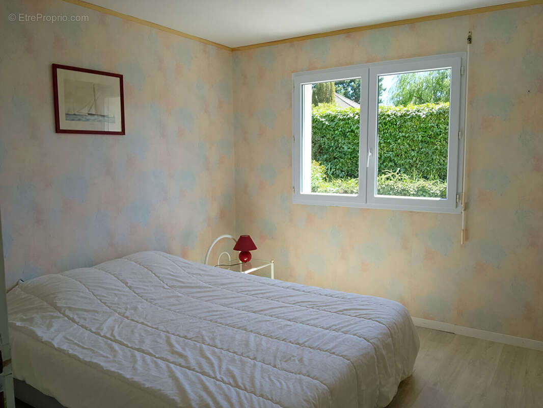 LA PLAINE SUR MER , Maison proche mer sur terrain constructible - photo 15