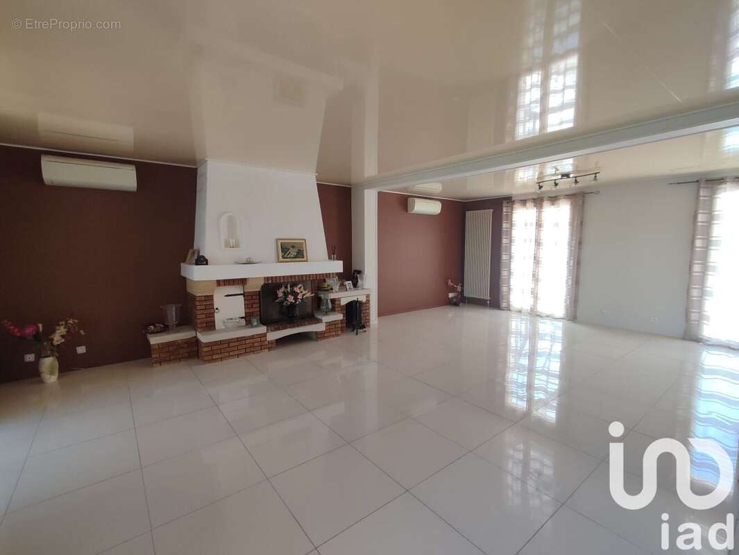 Photo 4 - Maison à LA CHAPELLE-GAUTHIER