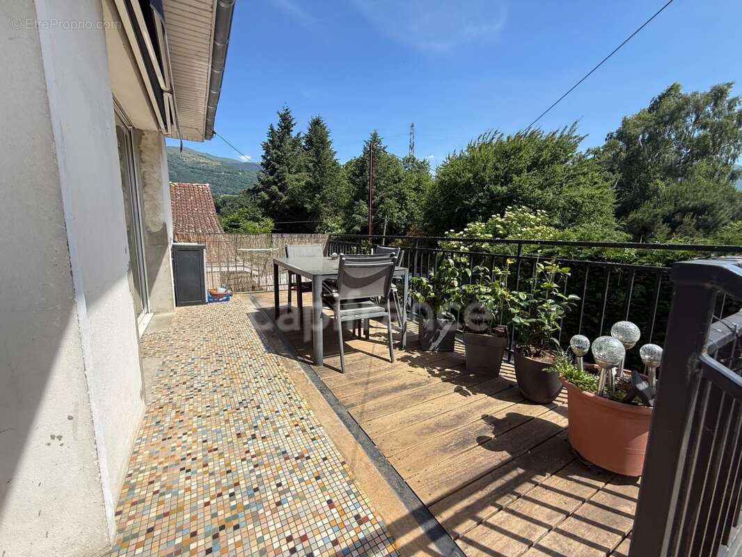 Immeuble à usage locatif sur ARGELES GAZOST (65) - photo 3