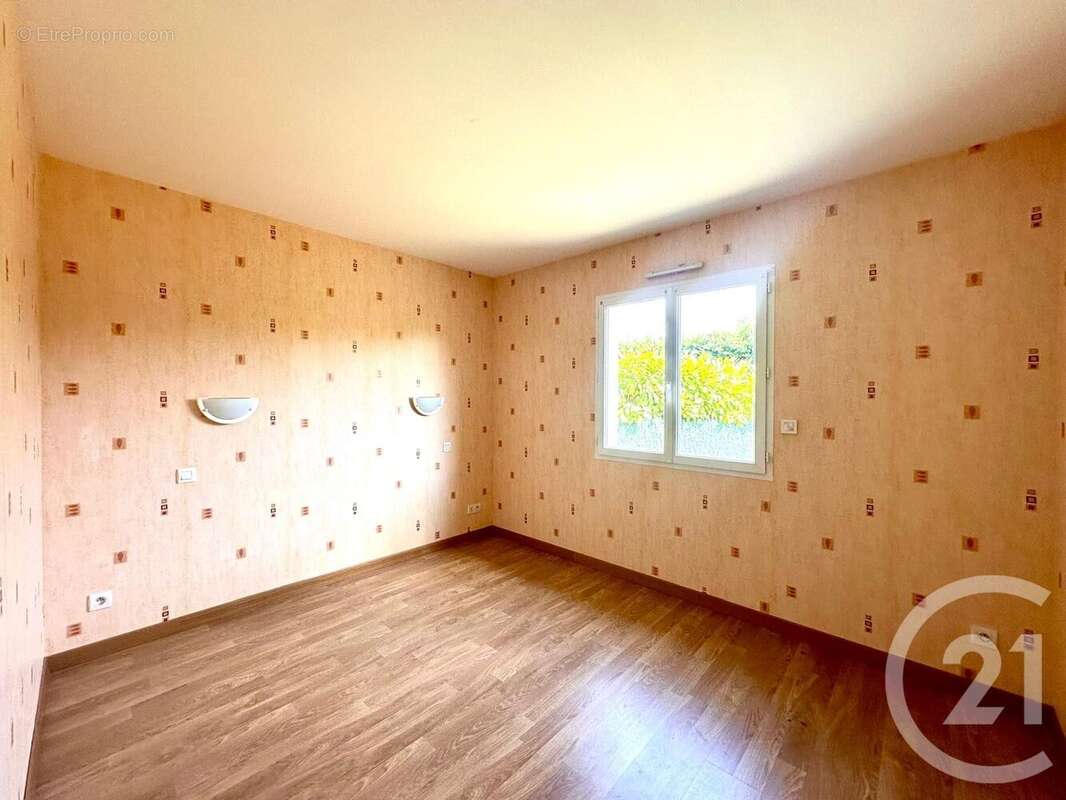 Maison à SAINT-ANDRE-DE-CUBZAC