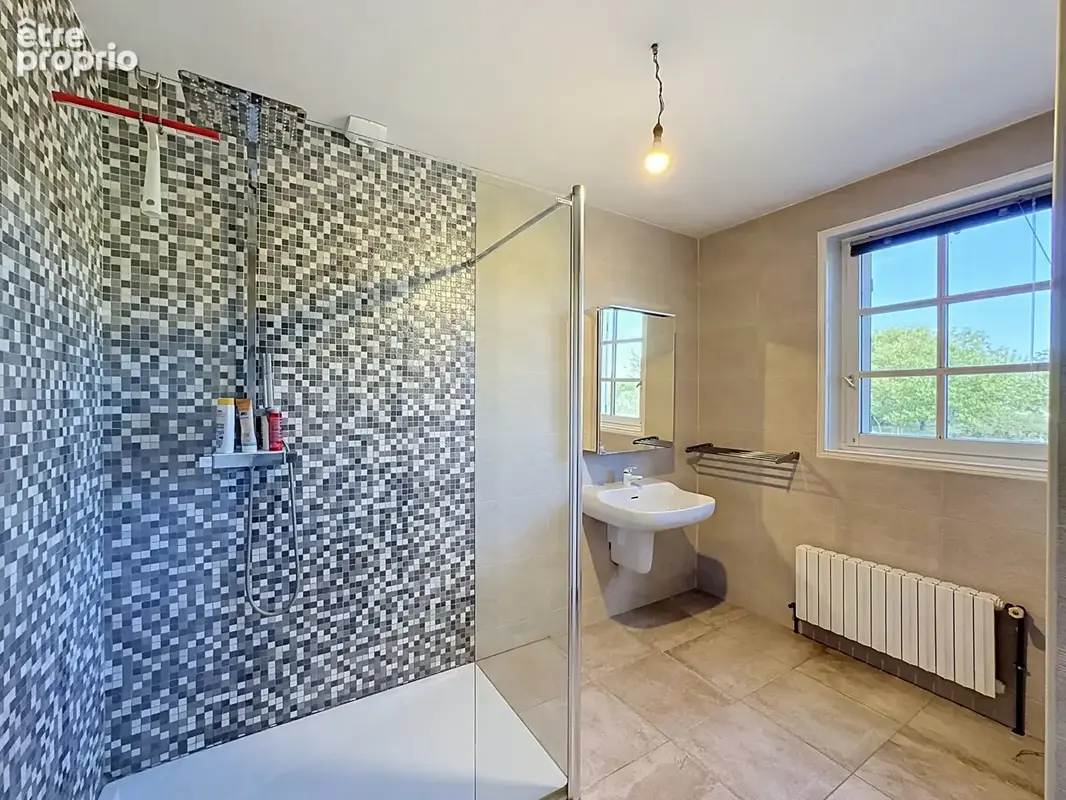 SECTEUR DES LACS D'ORIENT, Maison T5 sur sous/sol, 3 chambres - photo 9