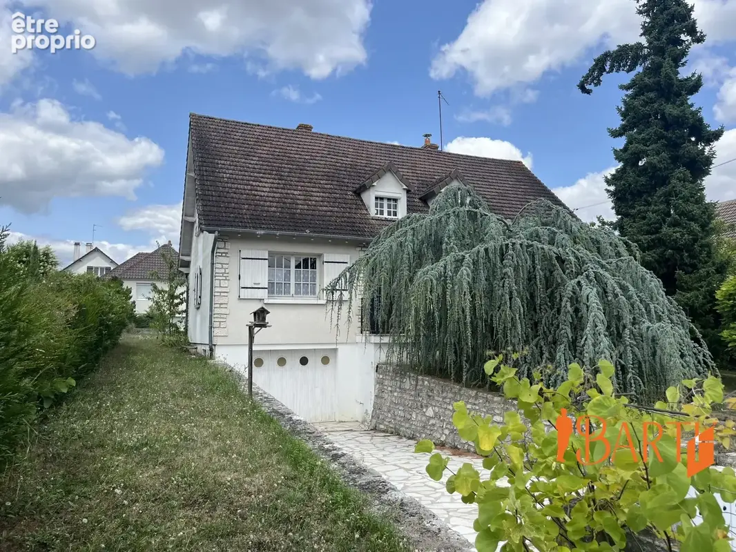 Maison 6 pièces 179 m² à vendre à Saint-Doulchard (18230) - photo 9