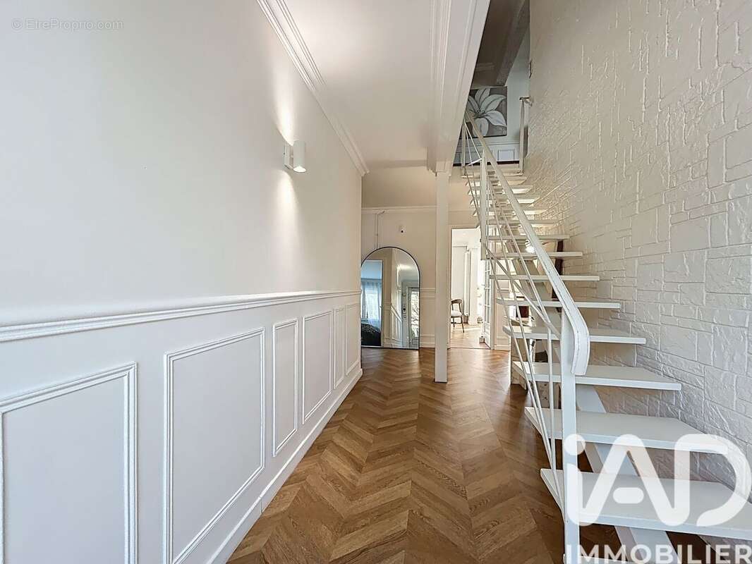 Photo 3 - Maison à LE PERREUX-SUR-MARNE