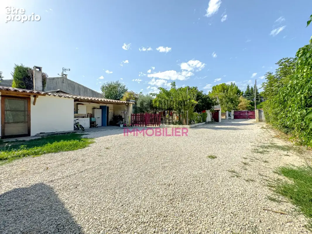Maison 4 pièces 100 m² à vendre à L'isle-Sur-La-Sorgue (84800) - photo 4