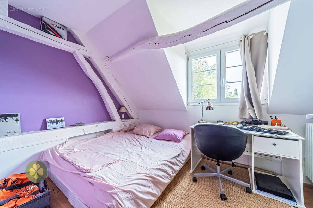 Maison à BAZAINVILLE