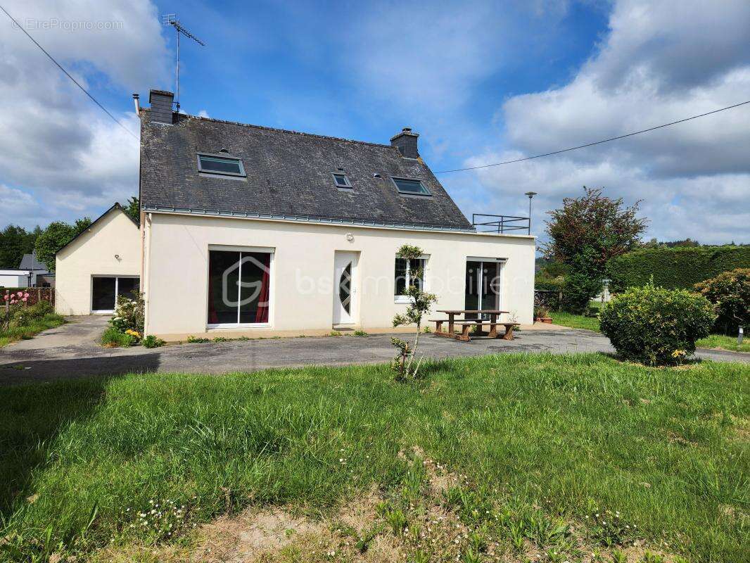 Maison traditionnelle de cette pièce de 135 m2 Avec garage et studio indépendant - photo 5