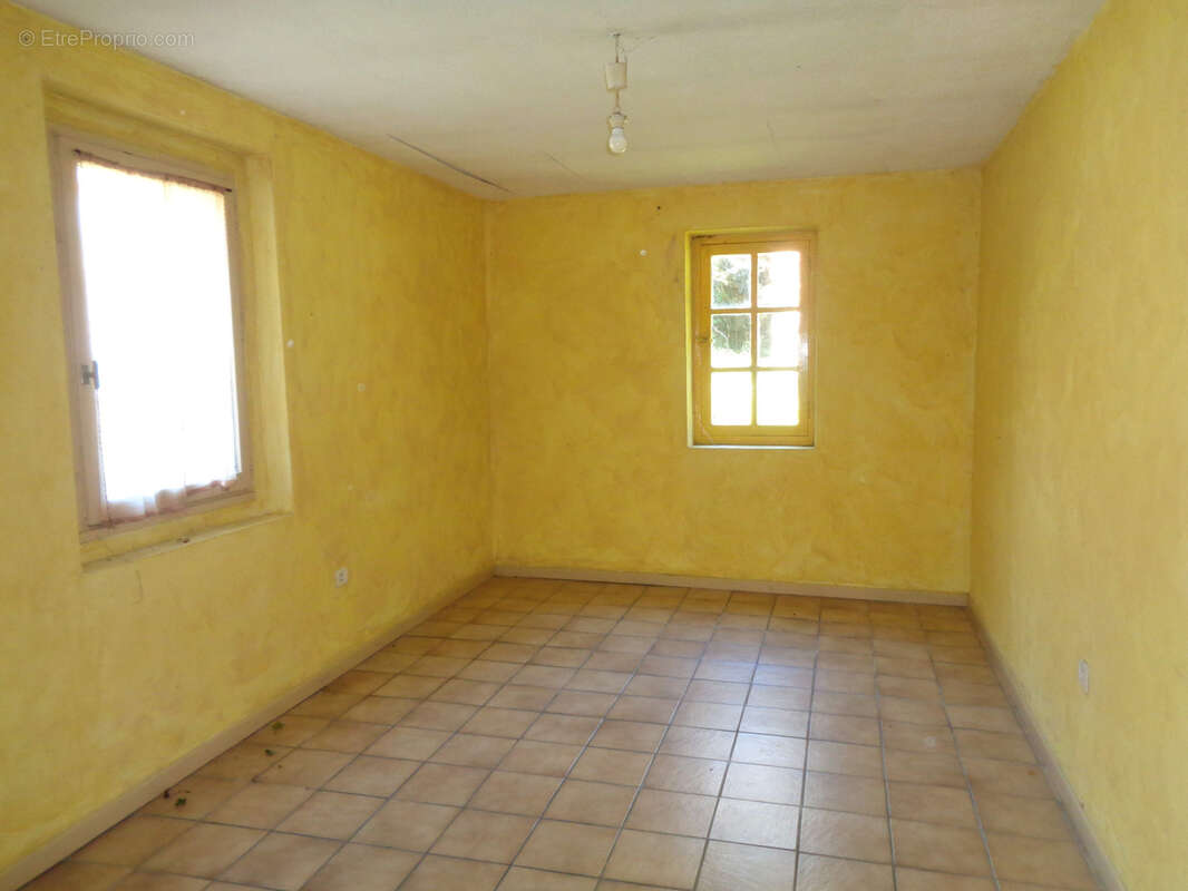 Maison à SAINT-BENIN-D'AZY