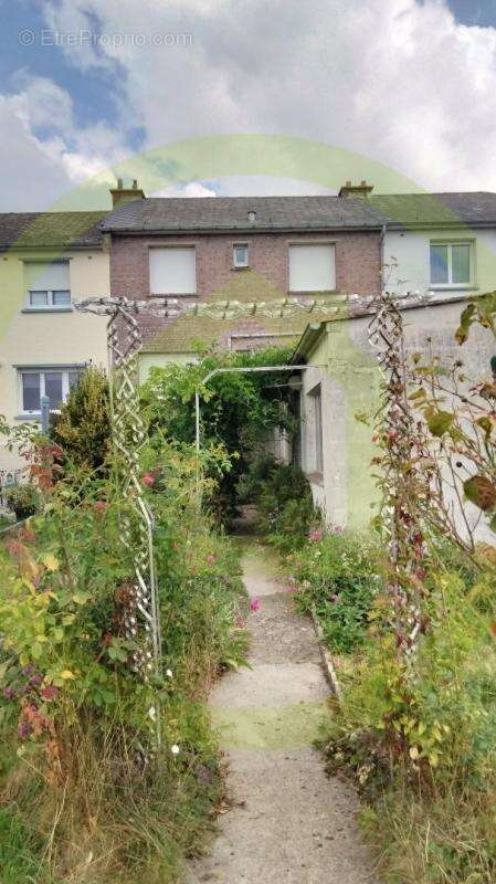 Maison à LE CATEAU-CAMBRESIS