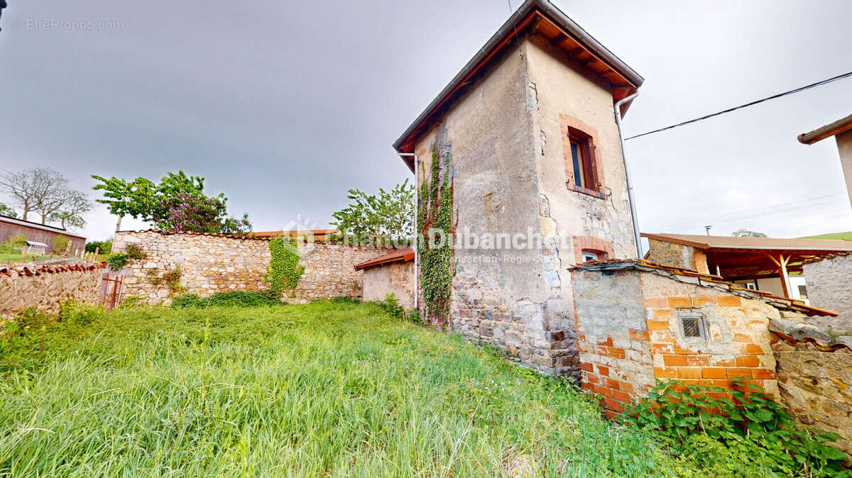 Maison à CHIRASSIMONT