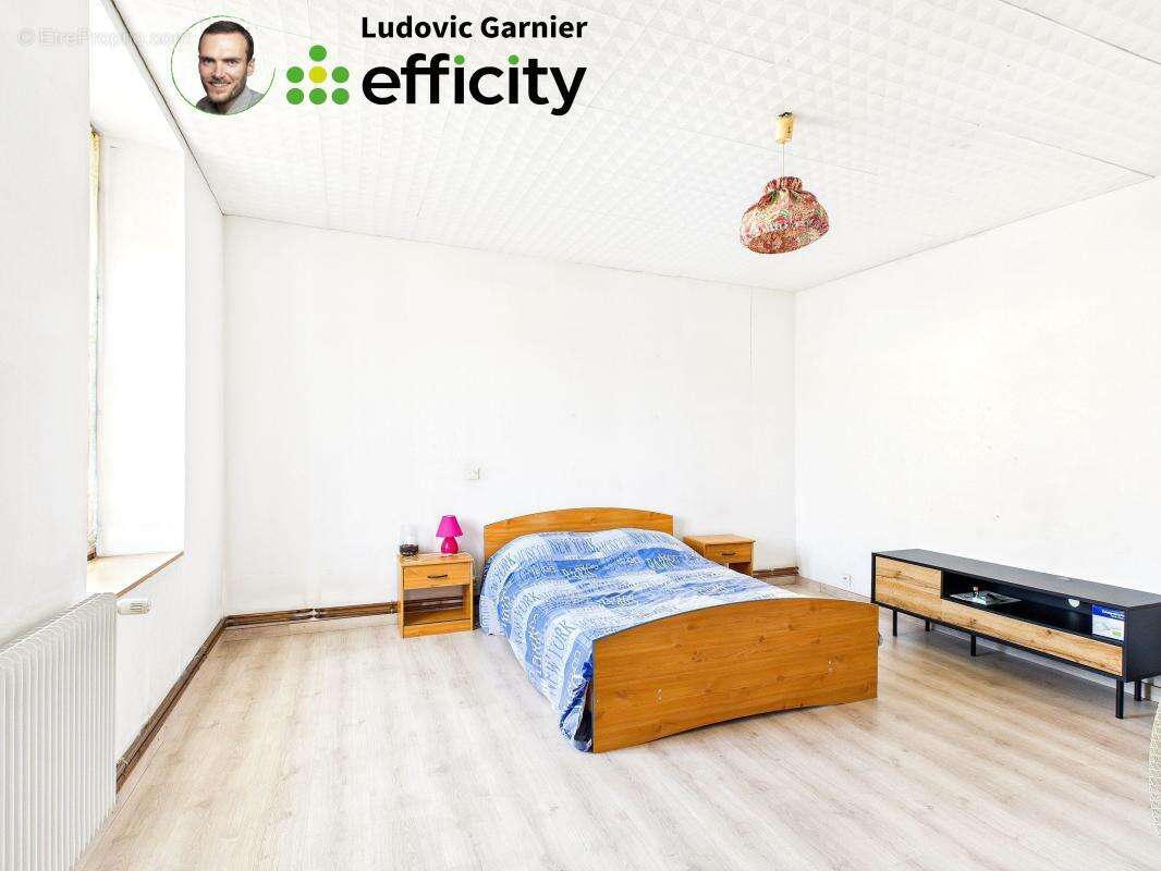 Maison à SAINT-HILAIRE-DU-HARCOUET