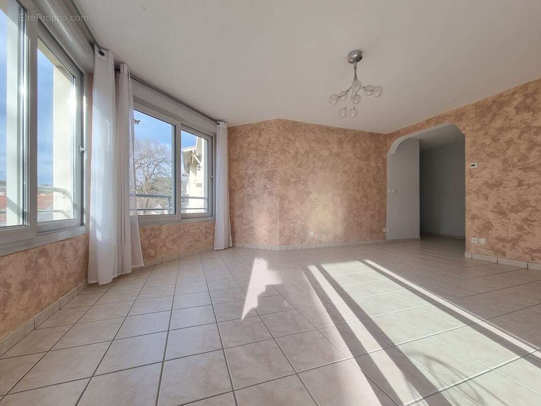 Appartement à RIVE-DE-GIER