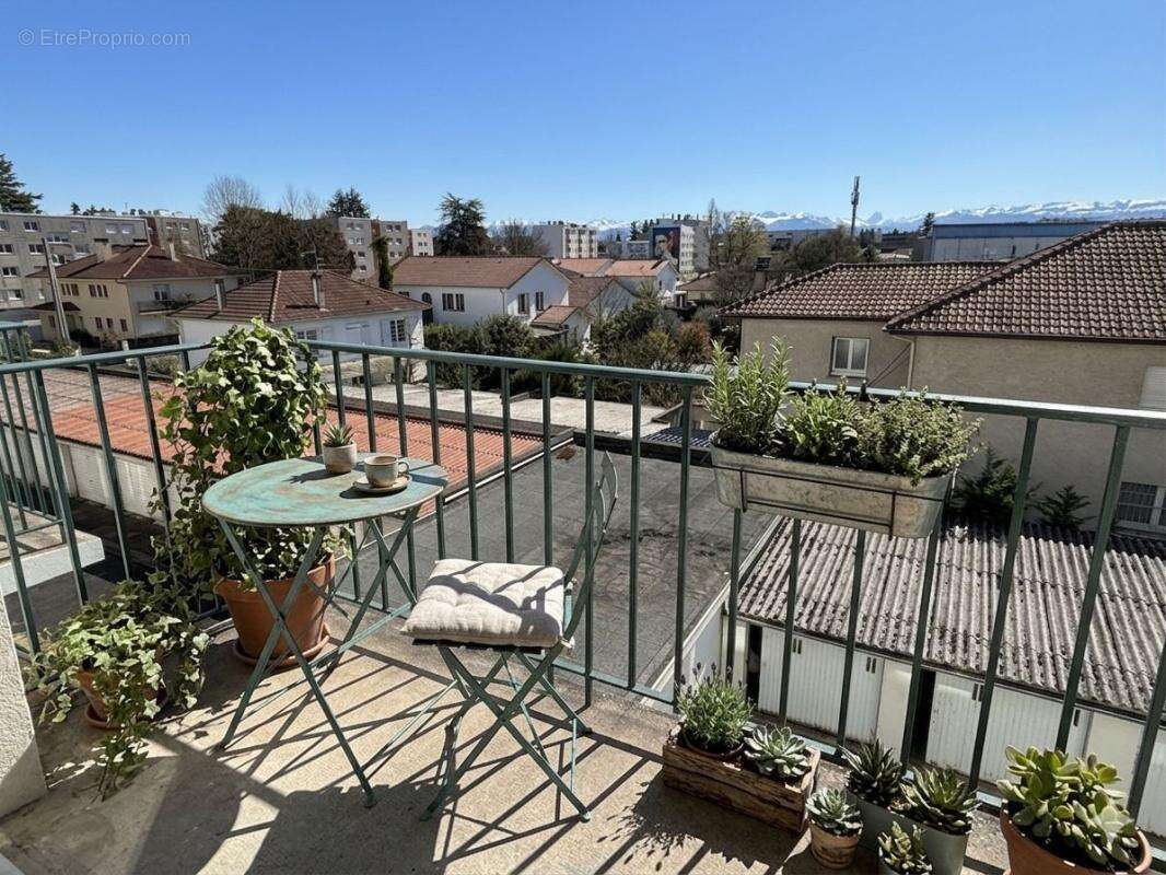 Billere-spacieux appartement familial avec balcon et vue pyrénées- deux garages - photo 2
