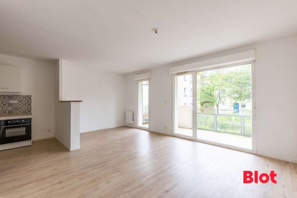 Appartement à THORIGNE-FOUILLARD