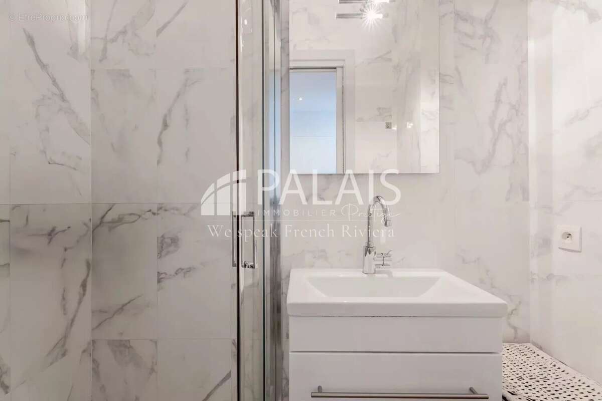 Appartement à BEAULIEU-SUR-MER