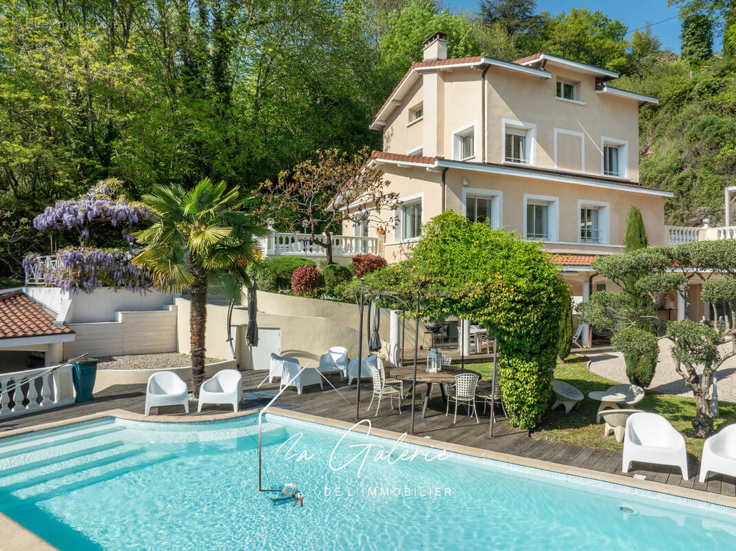 Maison à CORENC