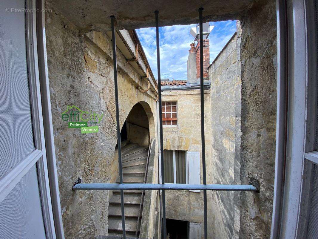 Appartement à BORDEAUX