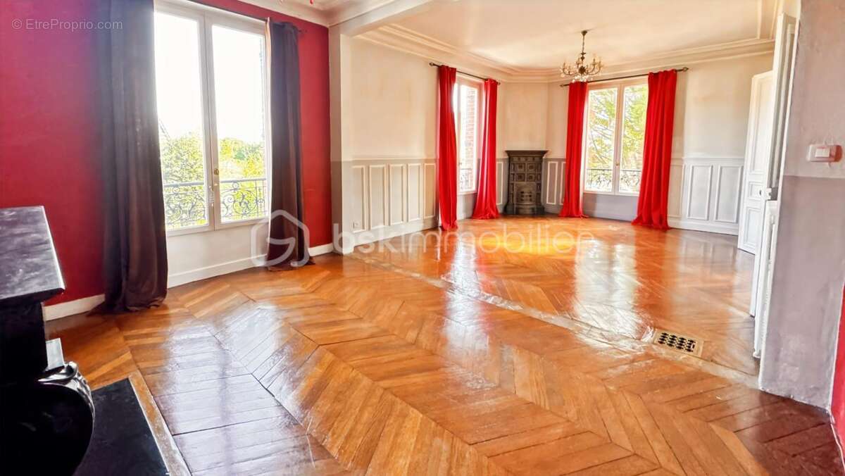 Maison à NEUILLY-PLAISANCE