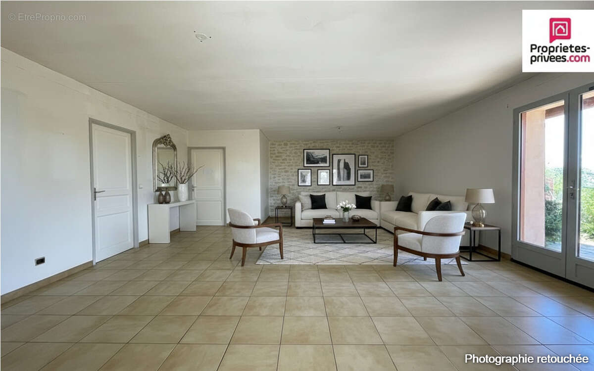 Maison à ESPARRON-DE-VERDON