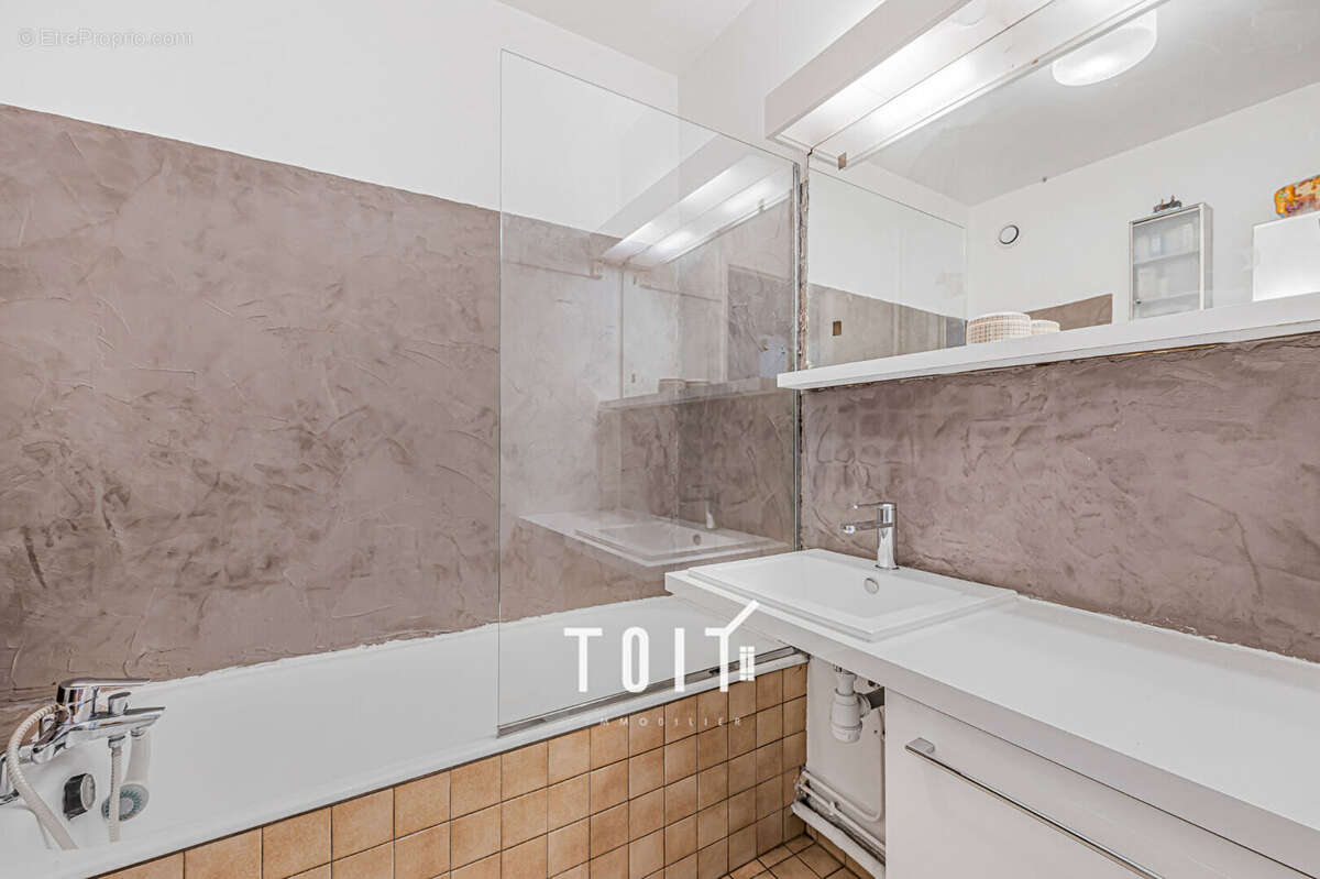 Appartement Paris 14 ème de 4 pièce(s)  3 chambres avec balcons 80 m2 - photo 8